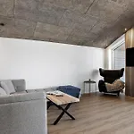 4 Bedroom Stunning In Holiday home *