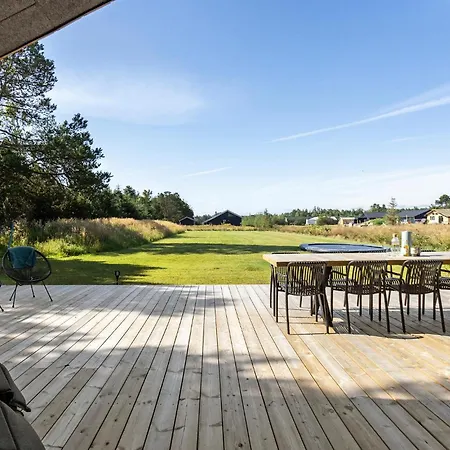 Σπίτι διακοπών Stunning Home In Saeby With Sauna *