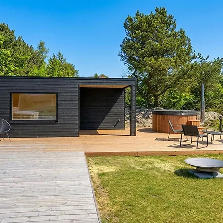 4 Bedroom Stunning In Holiday home *