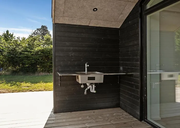 4 Bedroom Stunning In * Sæby